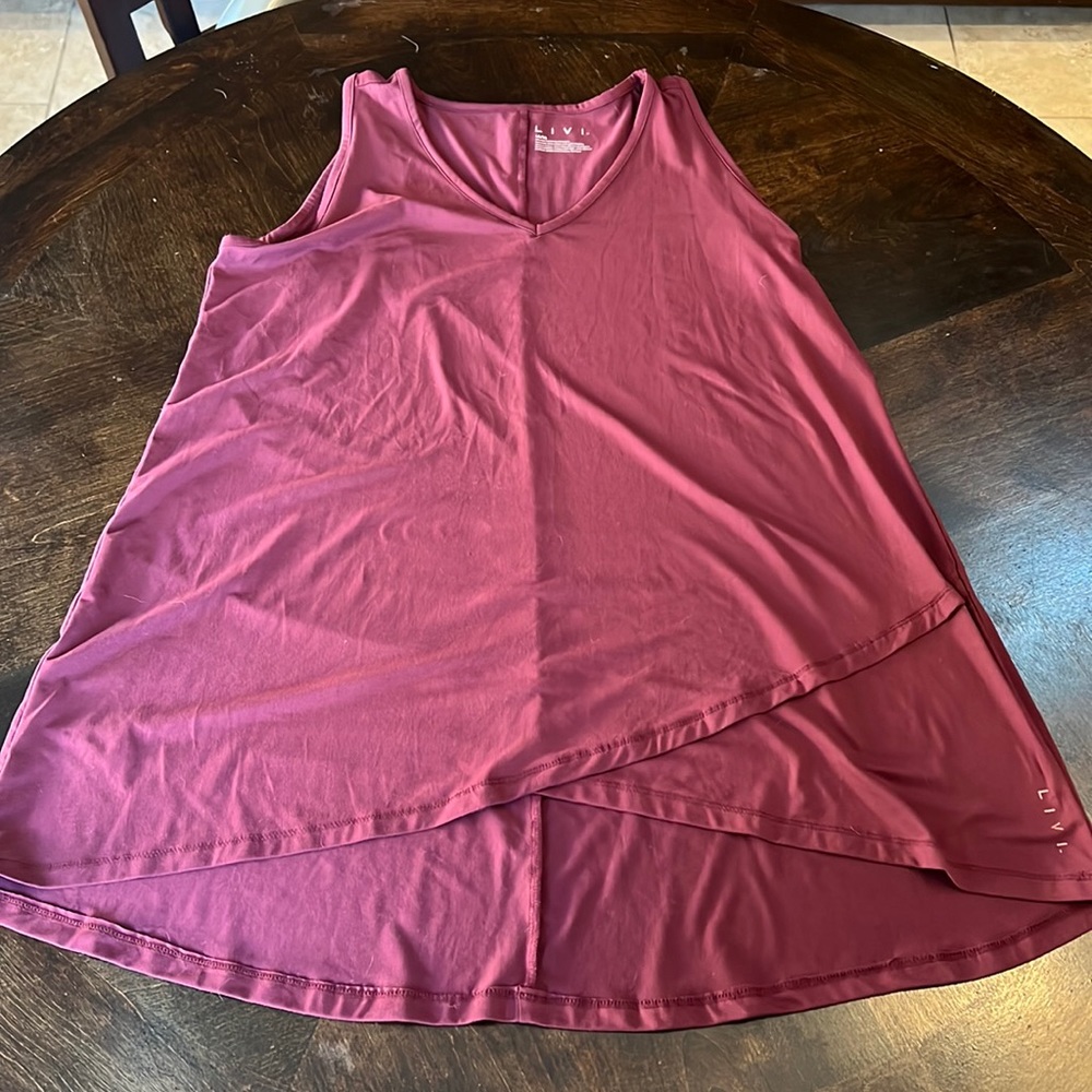 LIVI Tank Top